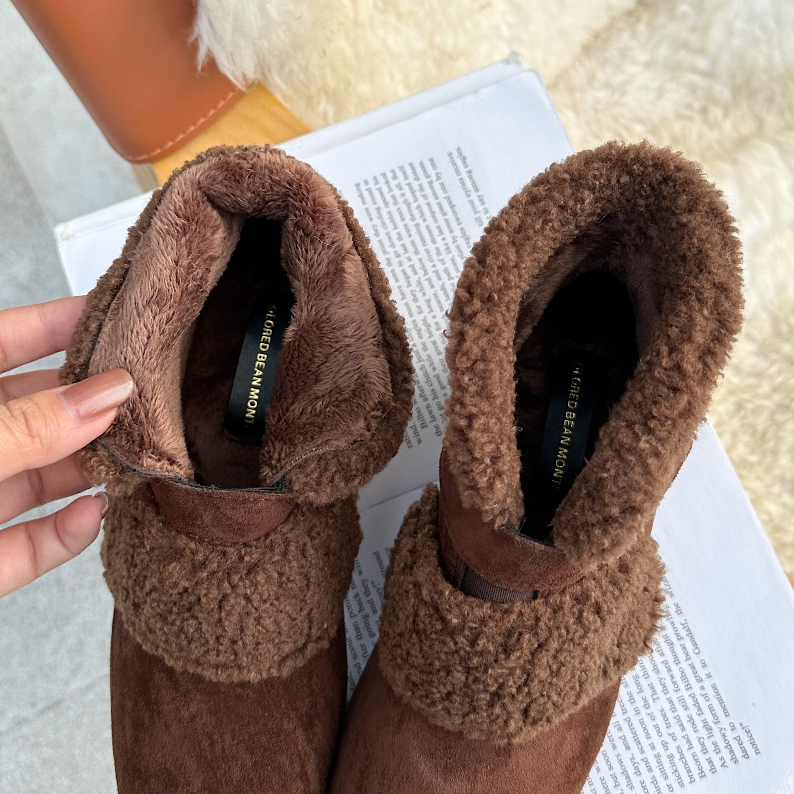 2024 New French Style Furry Short Boots for Women Winter Square Toe Lambswool Lined Chunky Heel Boots - Image 5