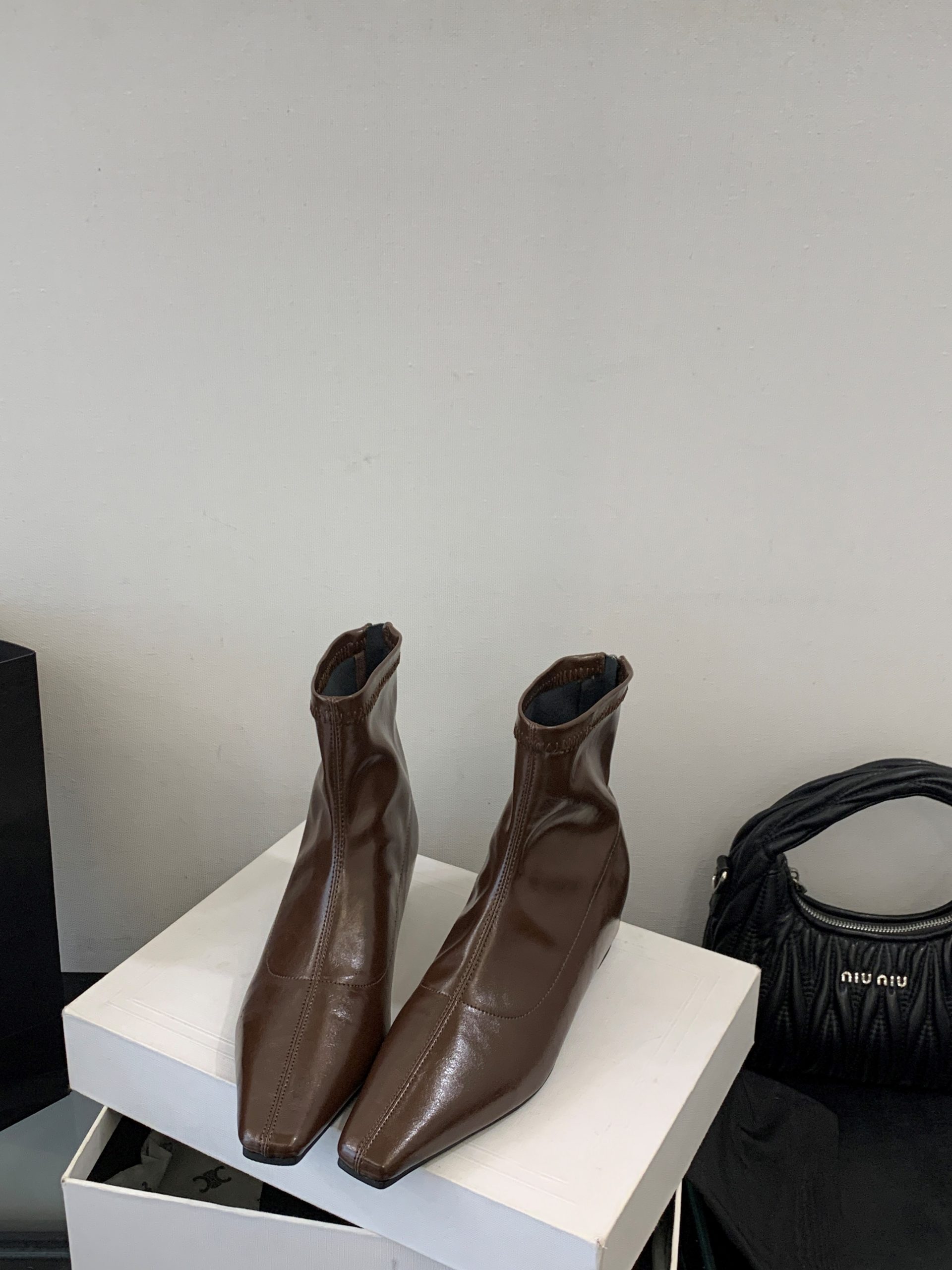 2025 New Autumn Winter Small Square Toe Hidden Heel Short Boots Slim Fashion Comfortable Versatile Women Boots - Image 3