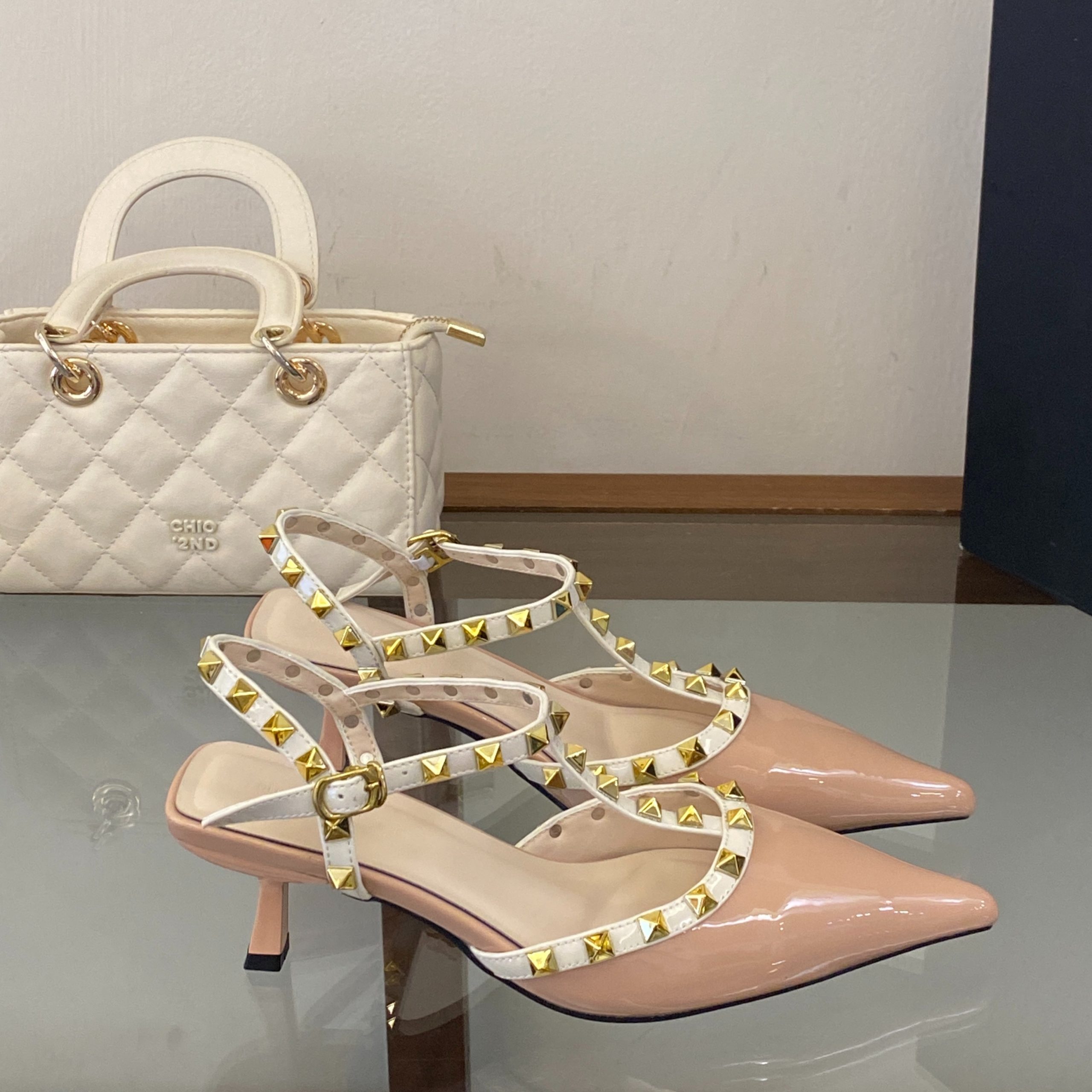 2026 New Korean Style Women's Open Toe Sandals Summer Square Toe Studded One-Strap Versatile Slimming Fashion Shoes - Image 5