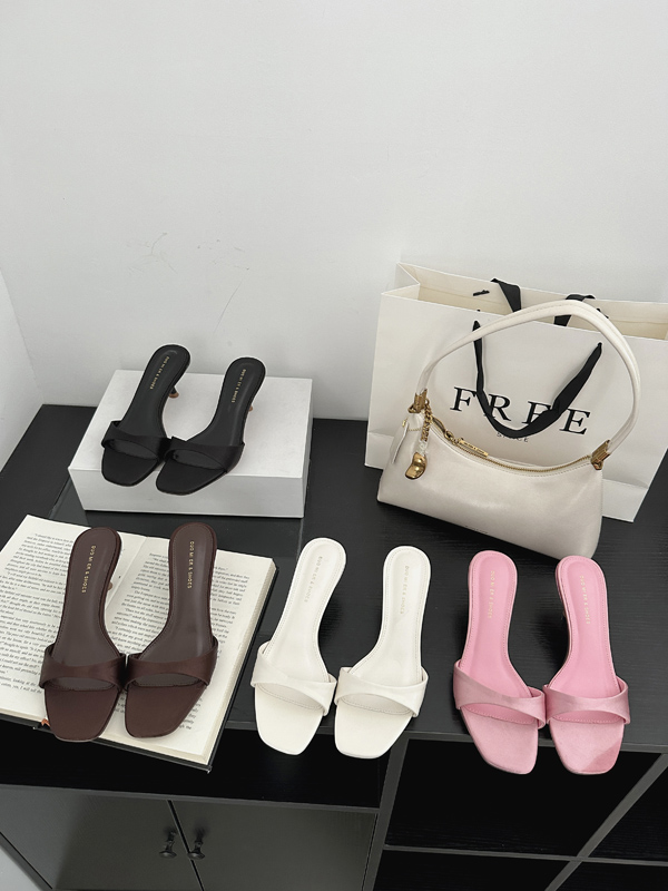 Spring New One-Shoulder Elegant Women's High Heels